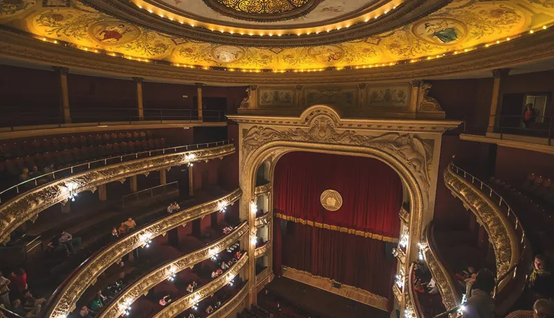 Teatro Broadway Rosario